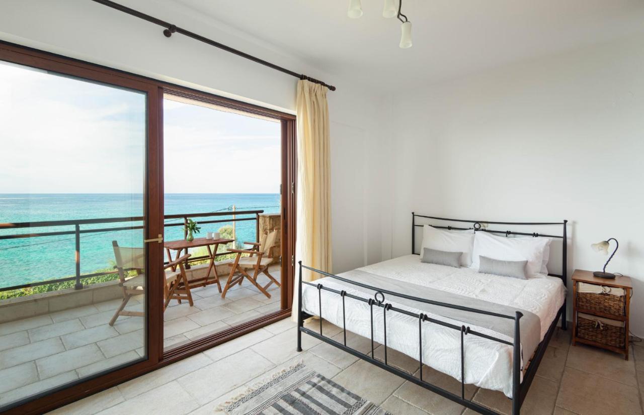 Seagrove, Beachfront Villa In Possidi #Feelslikehome Σκάλα Φούρκας Εξωτερικό φωτογραφία